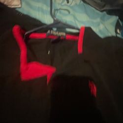 Black and red kid polo shirt, Size S