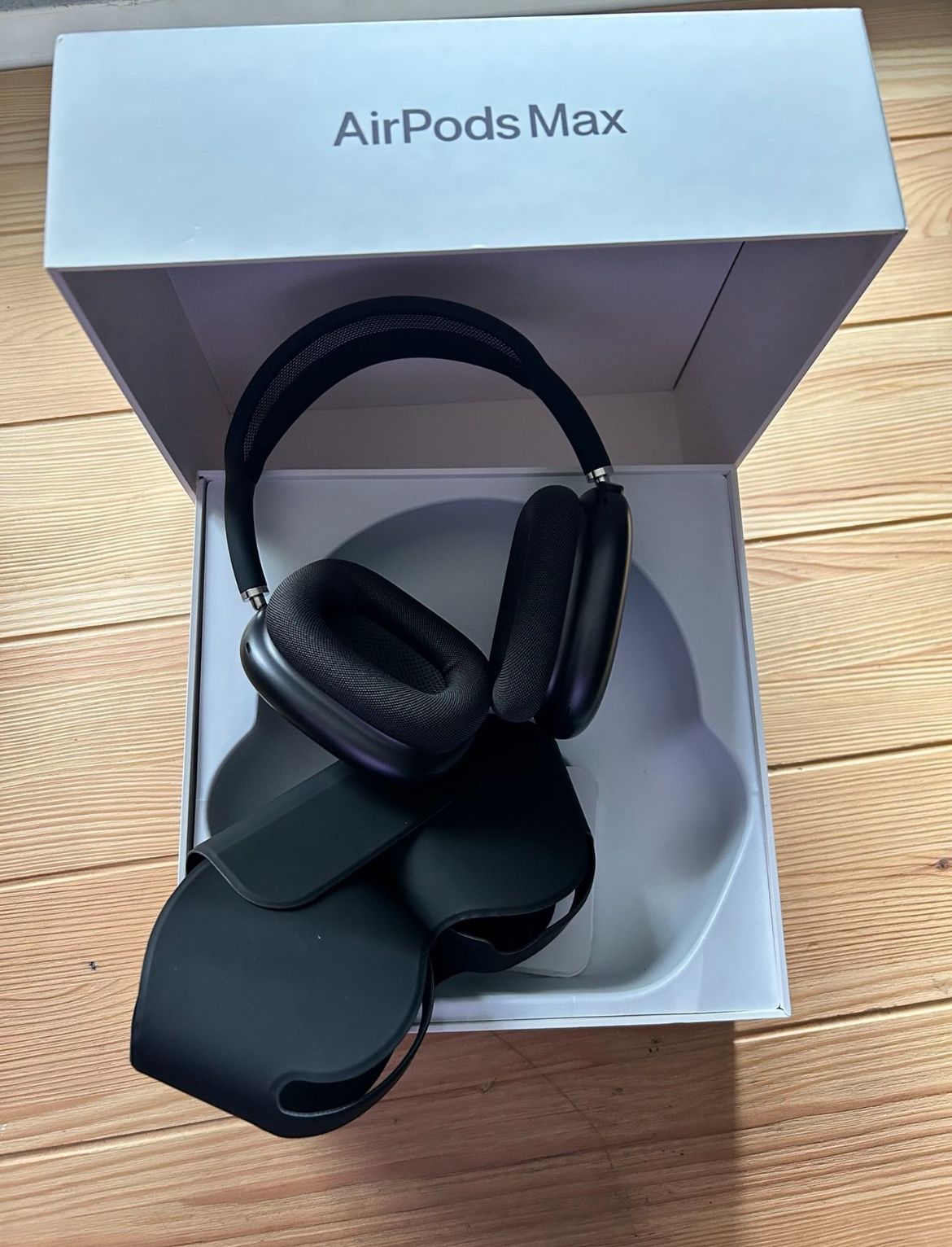AirPods Max