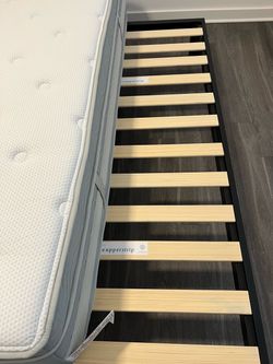 ZINUS Arnav Metal Platform Bed Frame, Wood Slat Support, No Box Spring Needed, Easy Assembly, Black, King