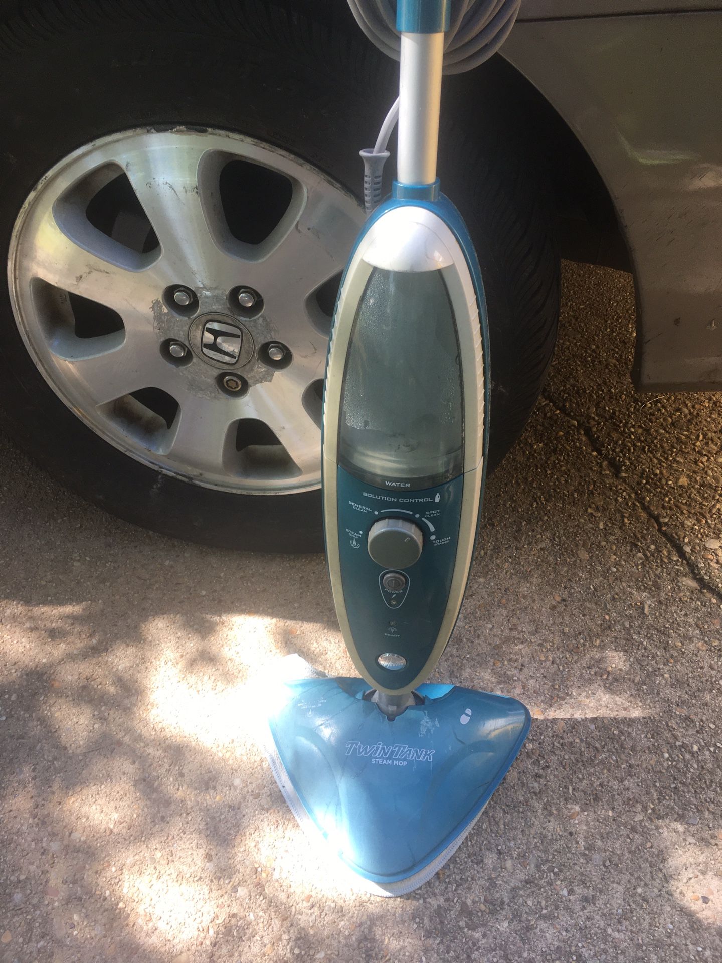 Electric steam mop only $25 firm