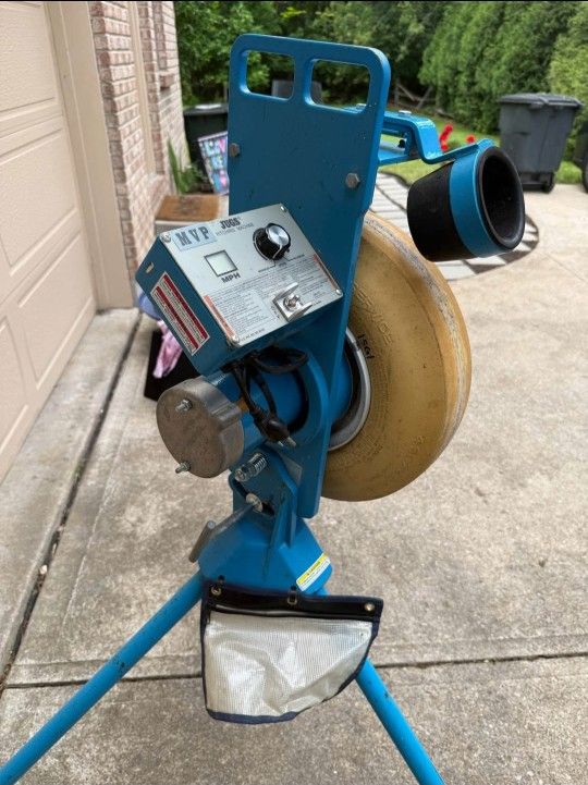 Jugs Pitching Machine