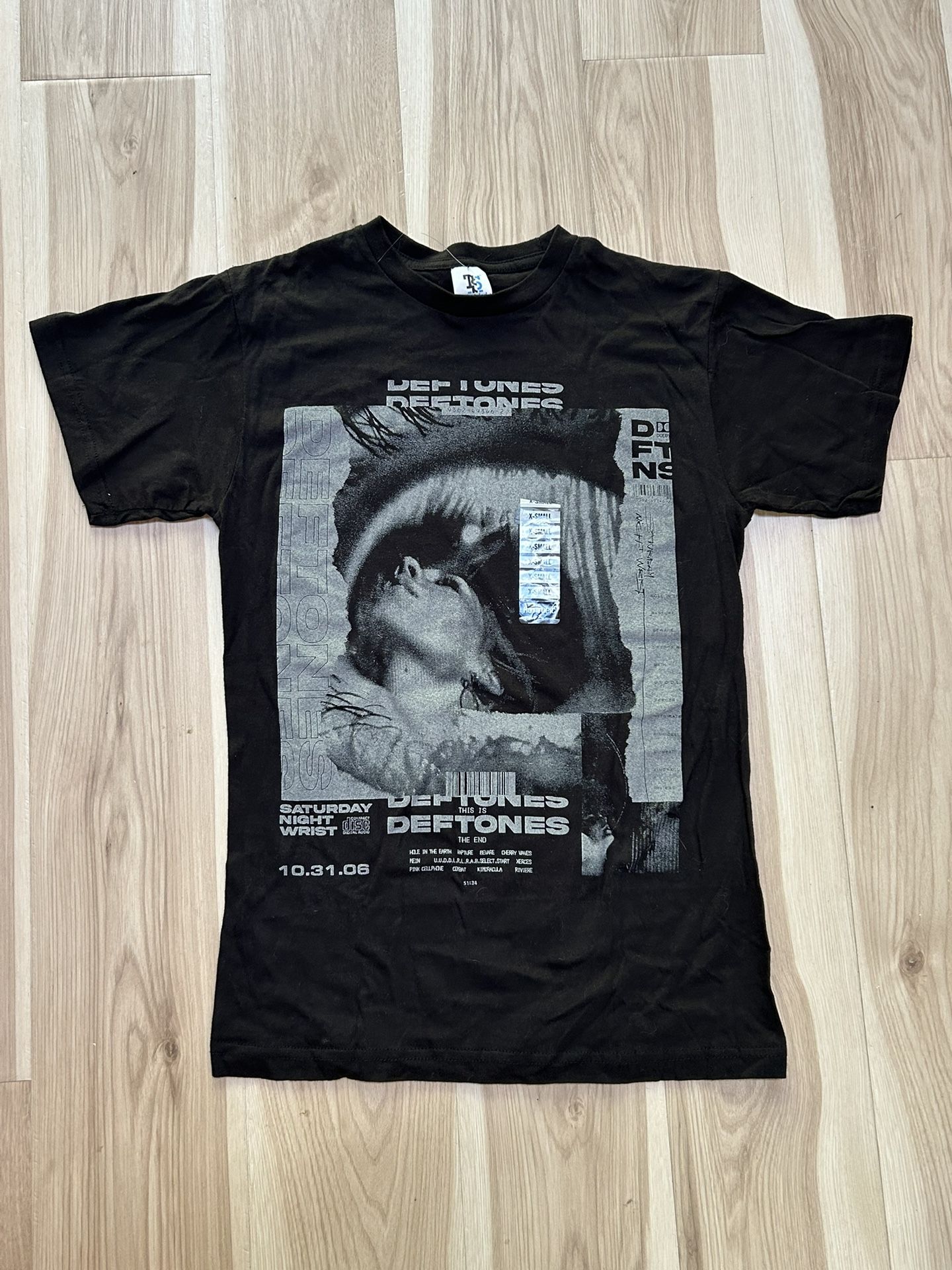 Deftones Saturday Night Wrist T-Shirt XS Black Alt Metal Band Tee Nu Metal Unisex