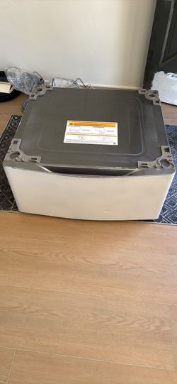 LG pedestal for washer or dryer