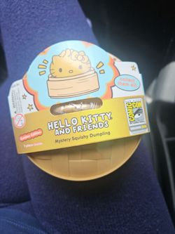 Hello kitty "comic con exclusive"