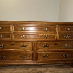 Dresser W/ Mirror