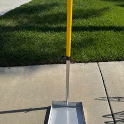 X-Large Pooper Scooper 9.5” X 10” W/out Rake Never Used