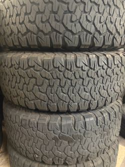Tires 37x12.50r17 bf Goodrich