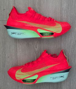 Nike Air Zoom Alphafly 3 Next% Road Racing Shoe FD8311-600 Mens Size 6 / Womens Size 7.5 MSRP $295