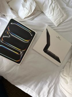 Ipad Pro 13 Inch + Apple magic Keyboard ( BOTH NEW IN BOX )