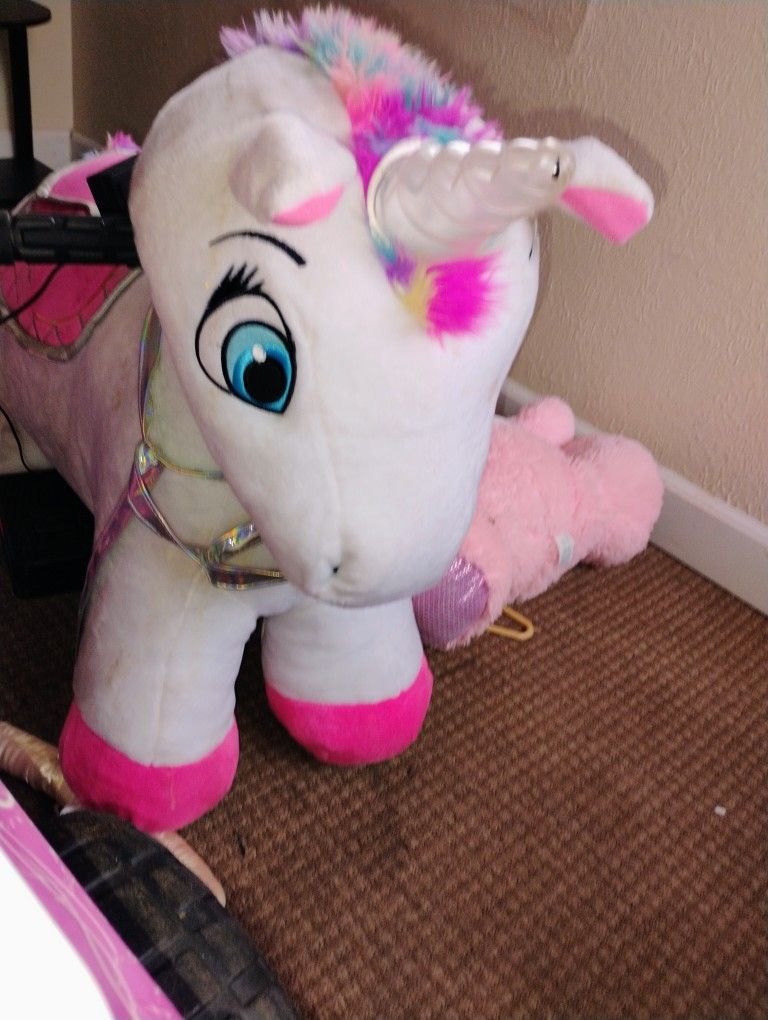 Riding Unicorn With Music N Lights Works Great