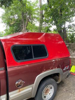 Fiber glass camper Chevrolet Silverado