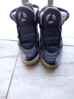 Nike jordans