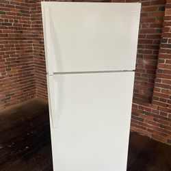 Whirlpool  Refrigerator - 65” Told- 28” Wide- 29” Deep