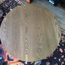 Round Table