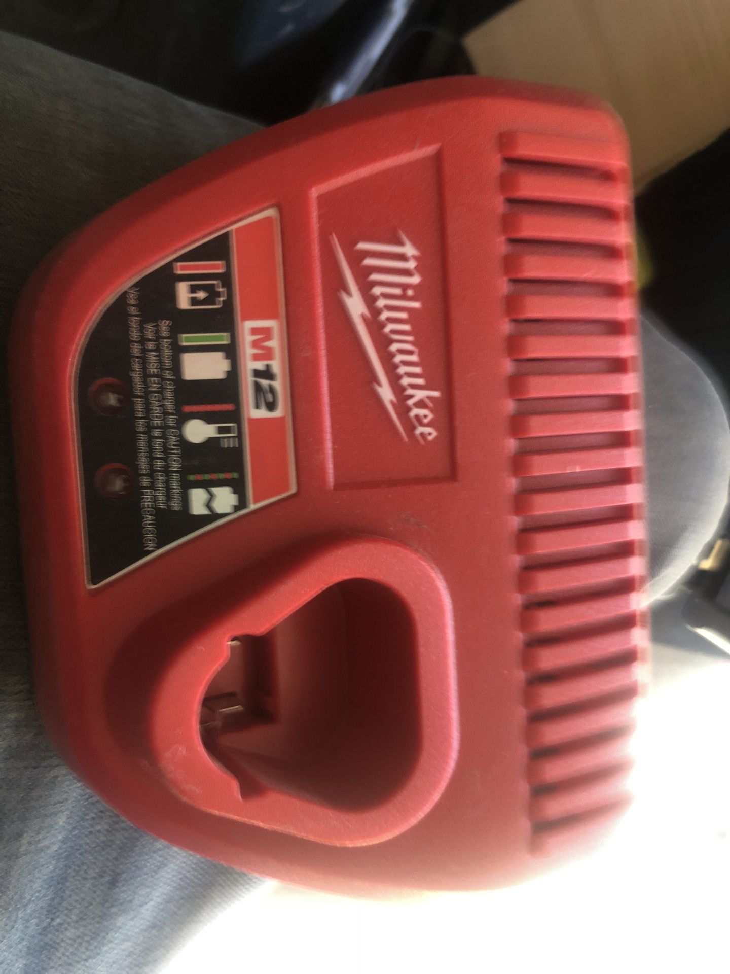 Milwaukee Battery Charger New