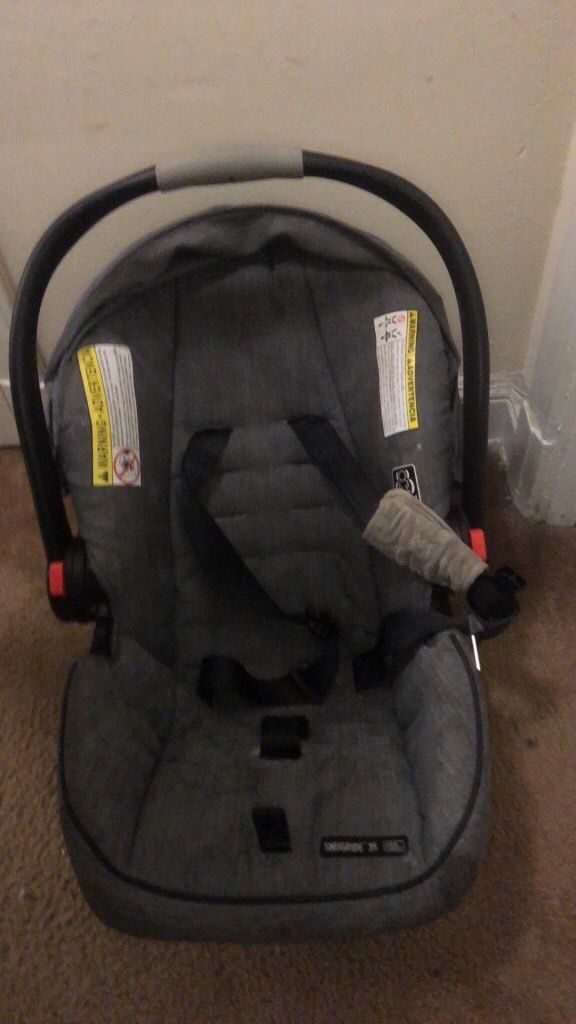 Graco Newborn Baby Car seat