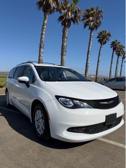 2021 Chrysler Voyager LXI similar to Pacifica