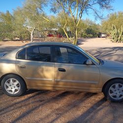 2004 Hyundai Elantra (Trades Welcome!)