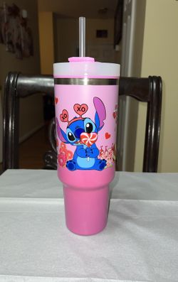 NWT Valentines Day 40 oz Tumbler