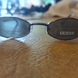 guess 45/19/140 glasses