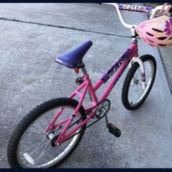 Girls Bike + Helmet