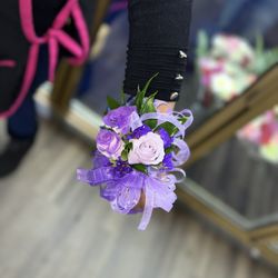 Corsage And Boutonnière Set For Prom 