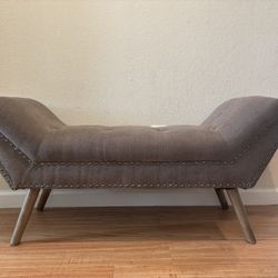 Decorative Upholstered Tufted Bench / Ottoman