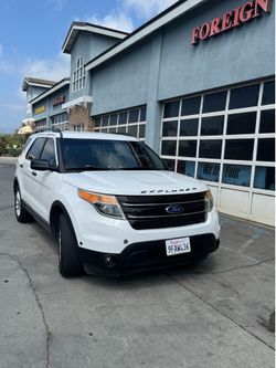 2015 Ford Explorer