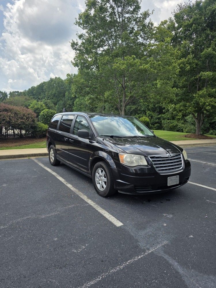 2010 Chrysler Town & Country