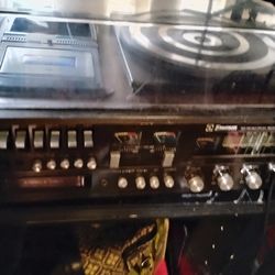 Vintage Emerson Cassette Deck 8-track Record Player And AM/FM Home Stereo Just The Unit No Speakers