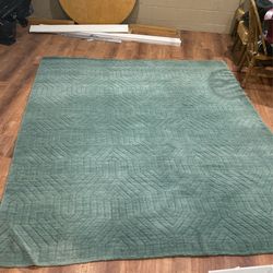 Living Room Rug - 8 ft X 10 ft