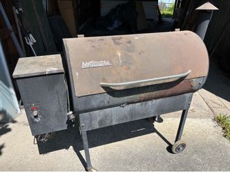 Traeger smoker grill