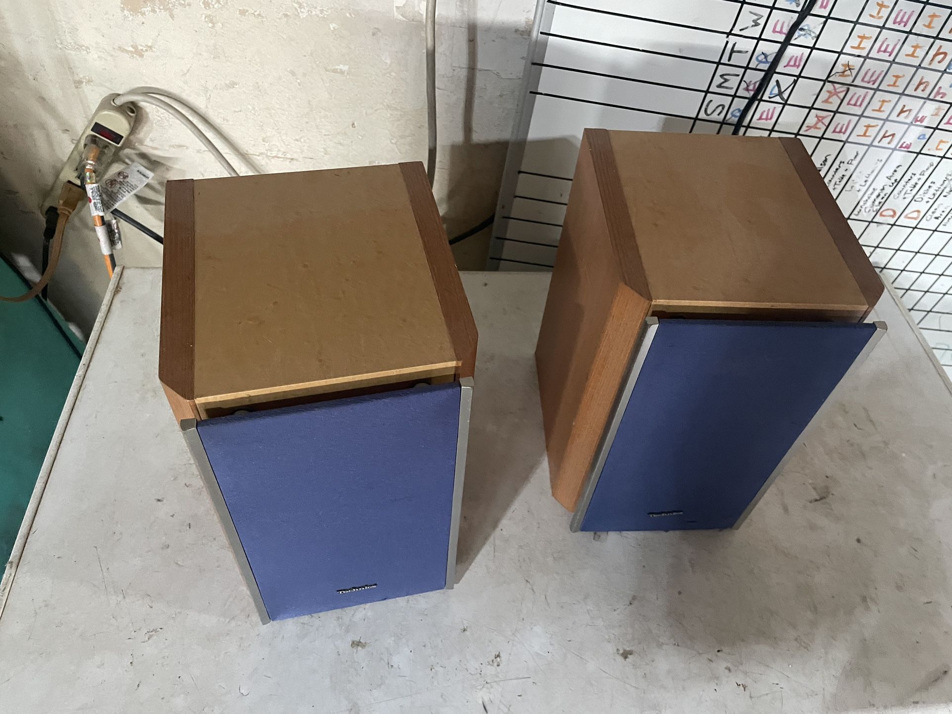 Technics 100w Each Bookshelf Speakers