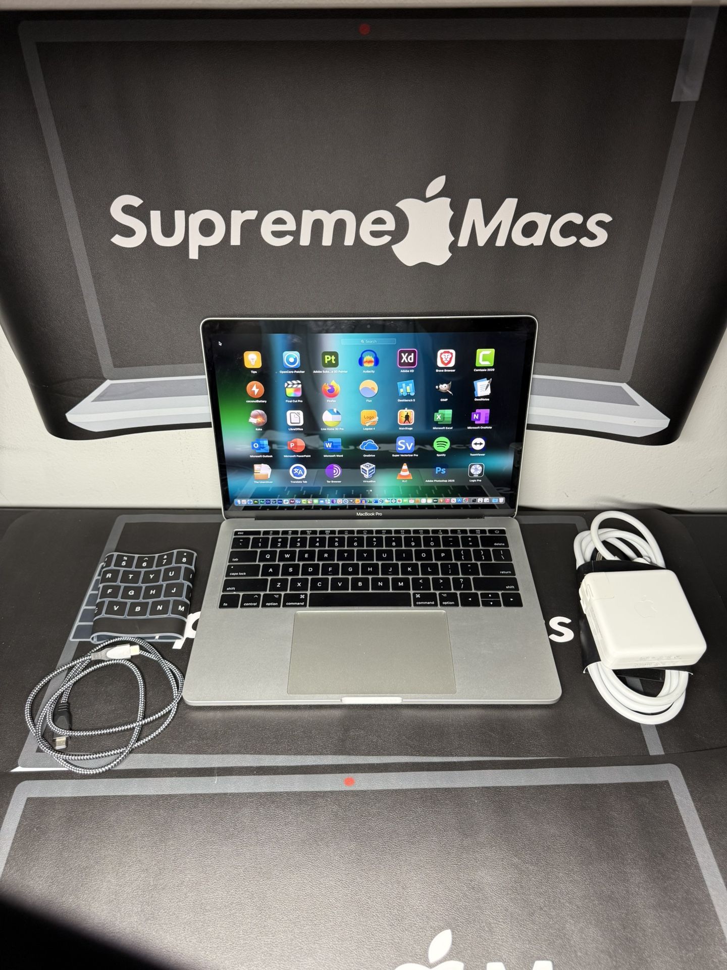 Apple MacBook Pro 13” 16GB RAM/1TB SSD NVME Macos Sequioa 2024 New battery!