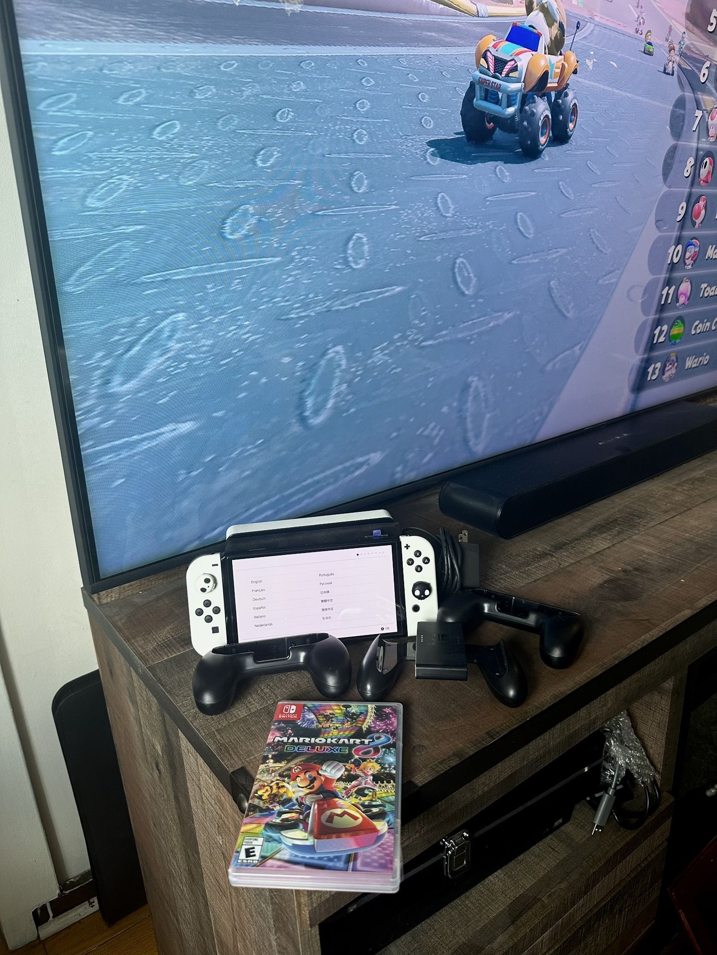 Nintendo switch 64 gig with an extra 512 microSD card Mario deluxe eight I also have a few accessories.