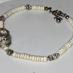 Starlingear Puncher Slickster bead Skull No. 7.5-8 #0617. 