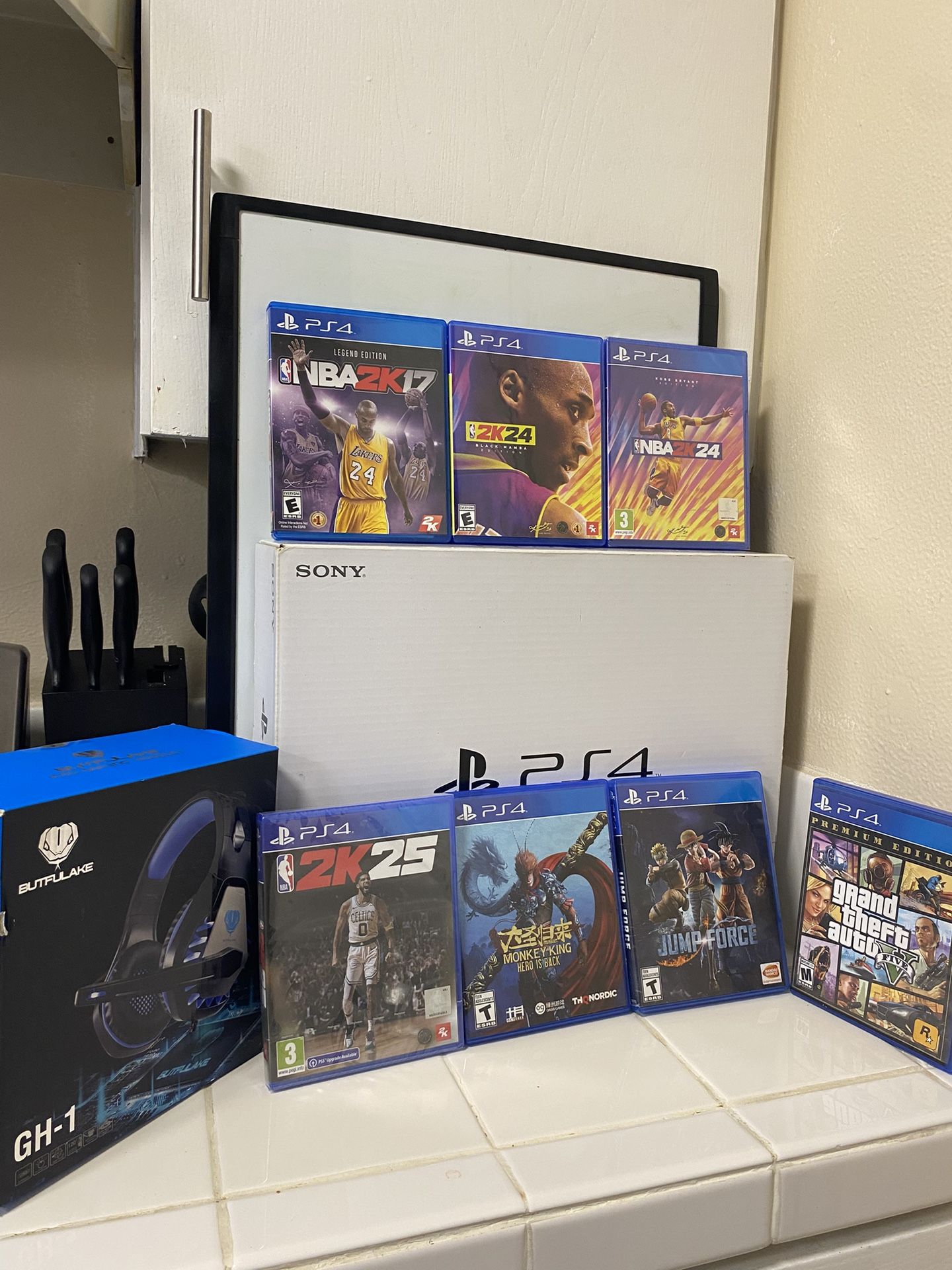 PlayStation 4 PS4 Bundle