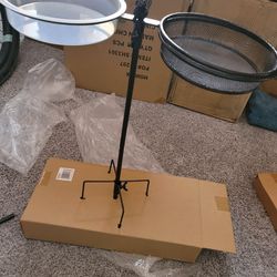 Pallet Of 120 Pieces Deck Bird Feeder Bird Bath Spa for Dual Use Great For Attracting Birds 🐦