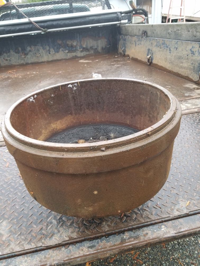 Used BRAKE DRUMS WANTED -and Steel Wheels / spit rims from semis, log trucks, etc.