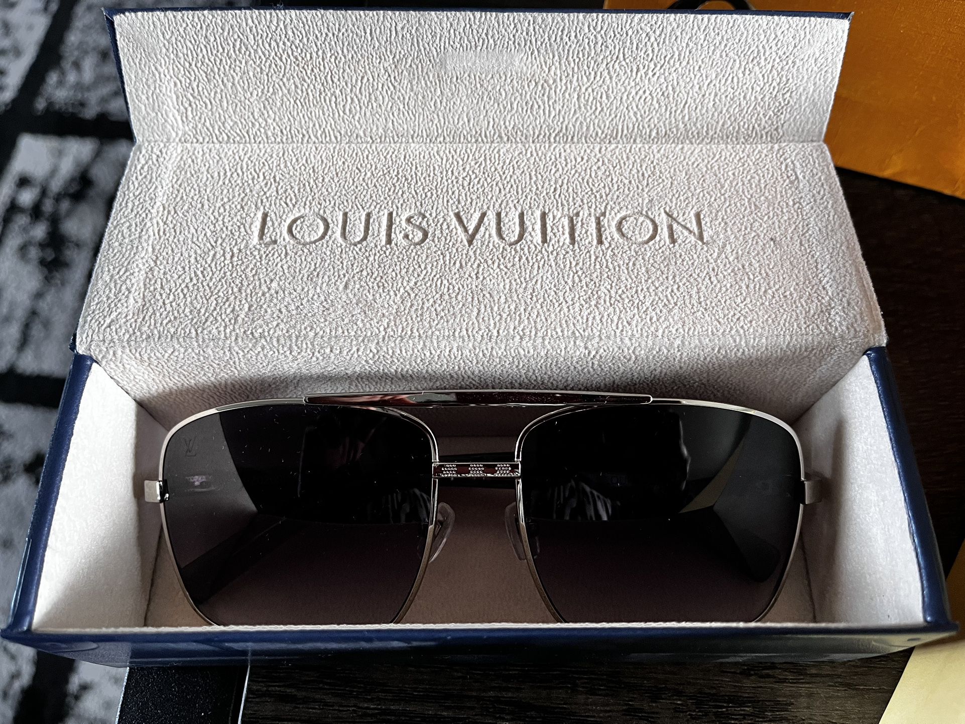 Louis Vuitton Attitude Pilote Sunglasses for Sale in Westminster, CA -  OfferUp