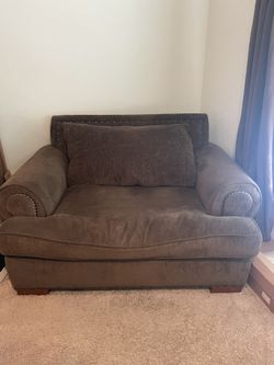 Loveseat