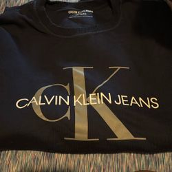 Pullover Hoodie 