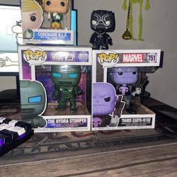 4 Funko Pops 40$