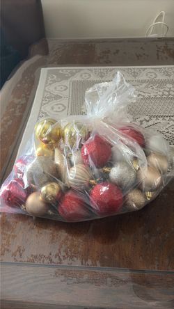 Decorate your Christmas Tree for $5