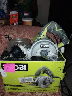 RYOBI 4"Hand Held Tile Saw