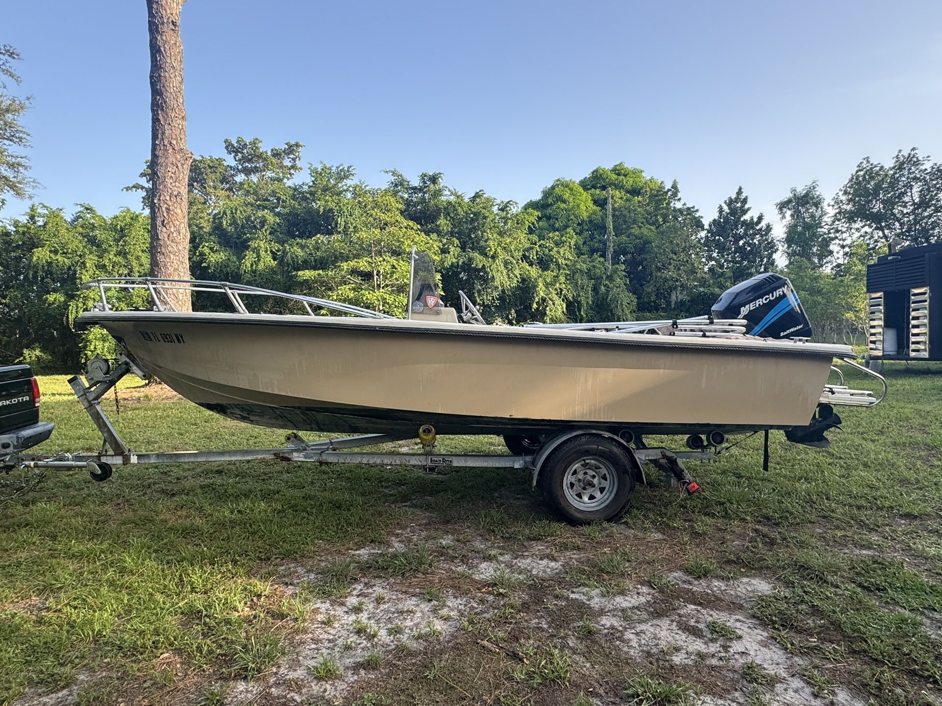1985 Cobia Sunskiff
