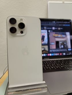 iPhone 16 Pro max desbloqueado