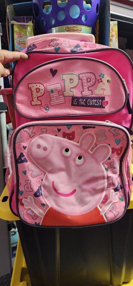 Pepper Pig Bookbag With Wheels
