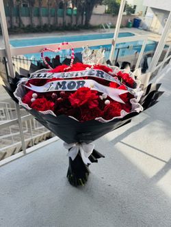 50 Red Roses + Carnations ❤️🫰🏼