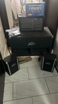 Peavey PA system with mic